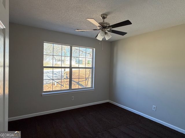 11147 Lenox Drive, Hampton, GA 30228