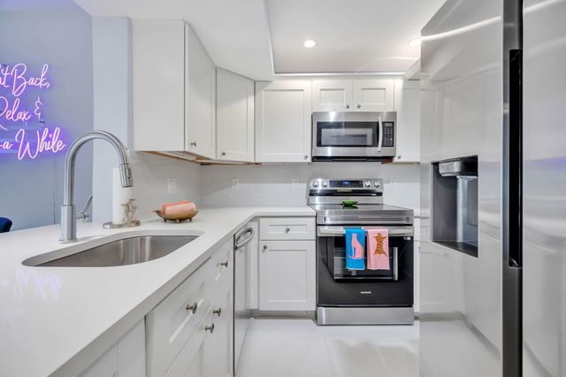 2800 N Palm Aire Drive 108, Pompano Beach, FL 33069