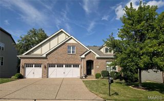 18 Burnside Court, St Charles, MO 63303