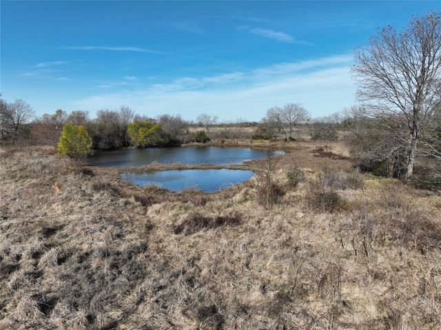 001 County Road 3216, Lone Oak, TX 75453
