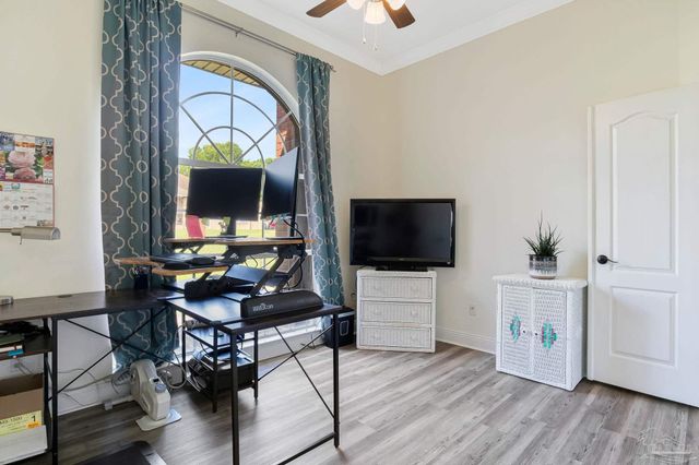 2822 Frederick St, Cantonment, FL 32533