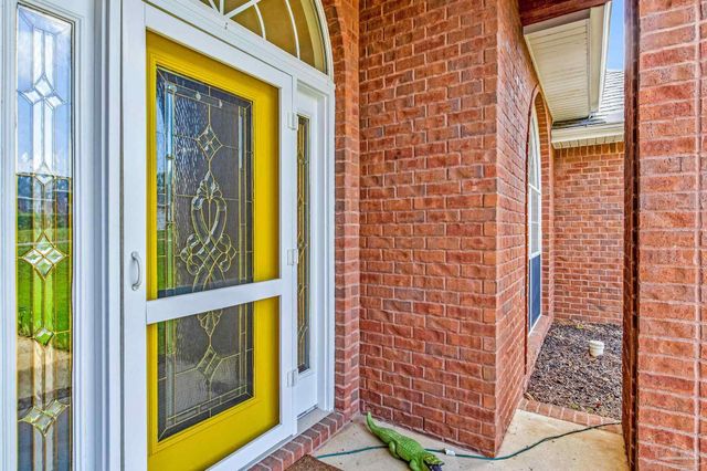 2822 Frederick St, Cantonment, FL 32533