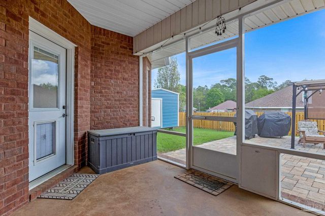 2822 Frederick St, Cantonment, FL 32533