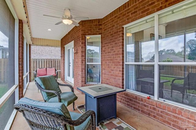 2822 Frederick St, Cantonment, FL 32533