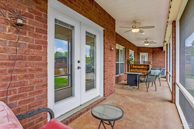 2822 Frederick St, Cantonment, FL 32533