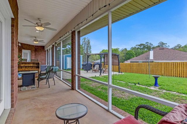 2822 Frederick St, Cantonment, FL 32533