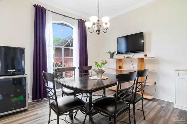 2822 Frederick St, Cantonment, FL 32533