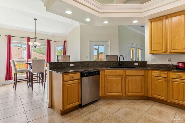 2822 Frederick St, Cantonment, FL 32533