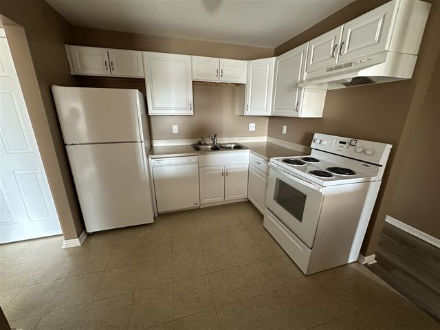 2579 Union Lake Road Unit: 1, Commerce Twp, MI 48382