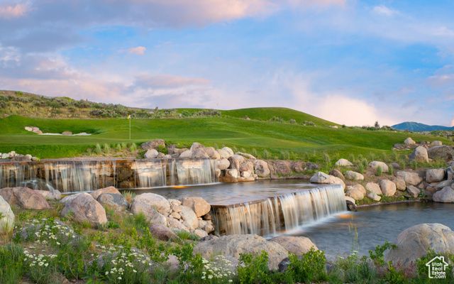 2104 E CANYON GATE RD # 75, Park City, UT 84098