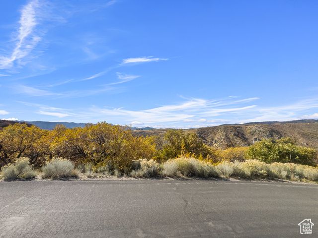 2104 E CANYON GATE RD # 75, Park City, UT 84098