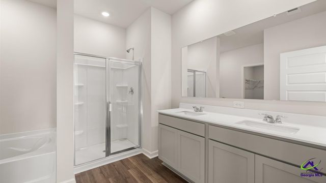 1112 Adirondac Way, Bonaire, GA 31005
