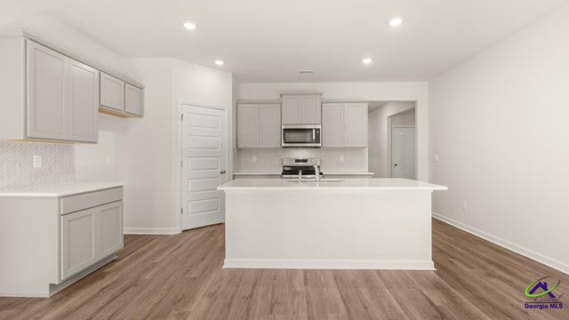 1112 Adirondac Way, Bonaire, GA 31005