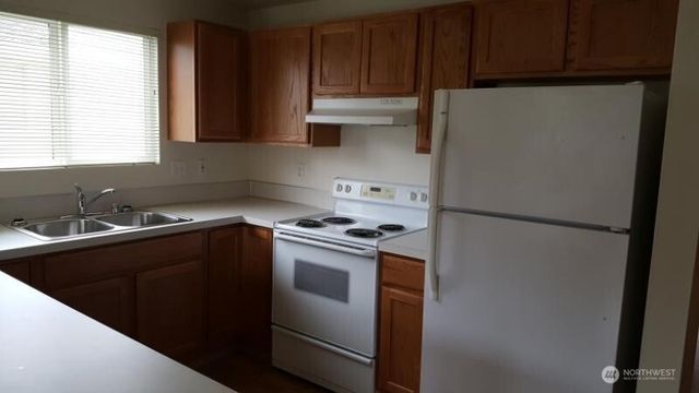 5618 Mount Saint Helens Street SE, Lacey, WA 98503