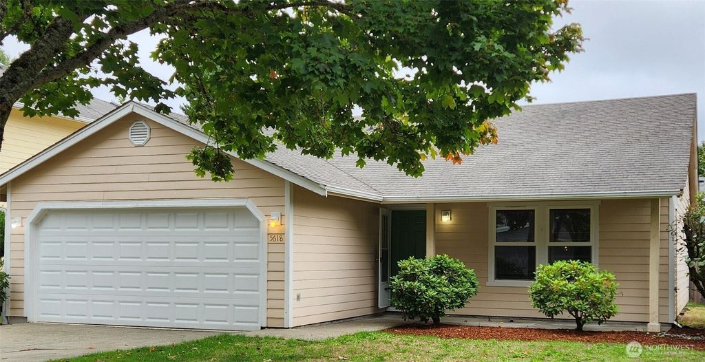 5618 Mount Saint Helens Street SE, Lacey, WA 98503