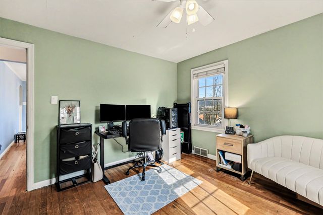 519 Cleveland Avenue, Taylor Mill, KY 41015