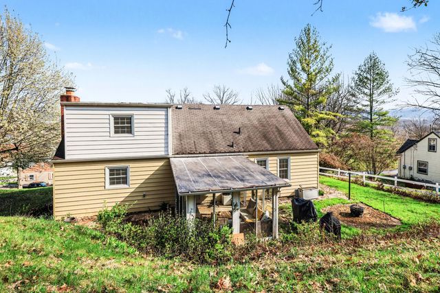 519 Cleveland Avenue, Taylor Mill, KY 41015