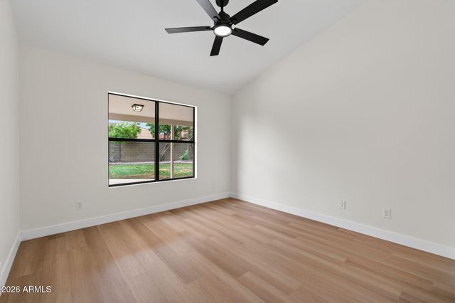 3907 E COCONINO Street, Phoenix, AZ 85044
