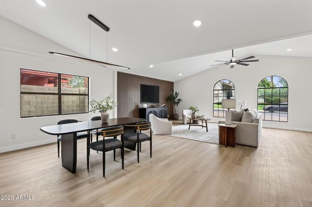 3907 E COCONINO Street, Phoenix, AZ 85044