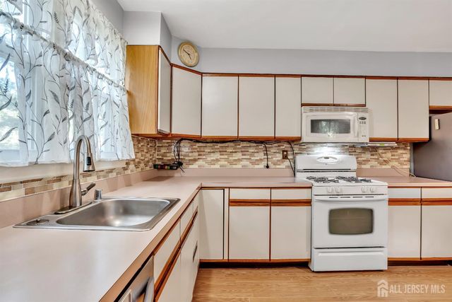 37 Fern Street, Pemberton Twp, NJ 08015
