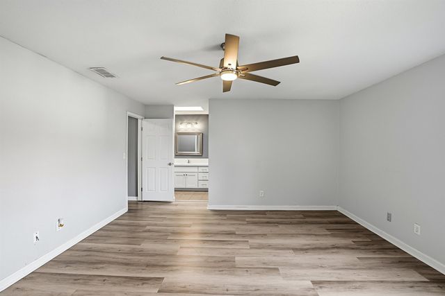 251 Shoreline Dr, Pittsburg, CA 94565