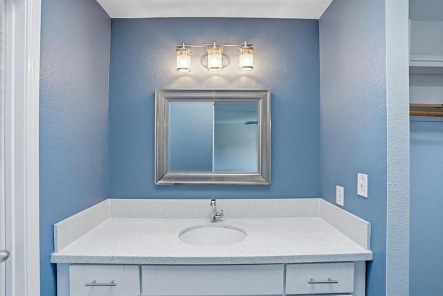 251 Shoreline Dr, Pittsburg, CA 94565