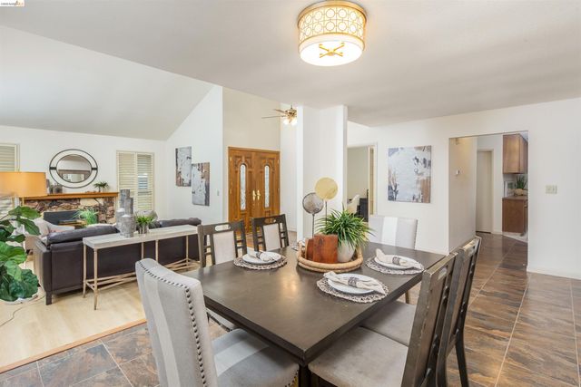 3237 Vera Cruz Dr, San Ramon, CA 94583