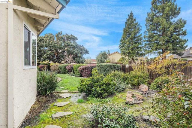 3237 Vera Cruz Dr, San Ramon, CA 94583