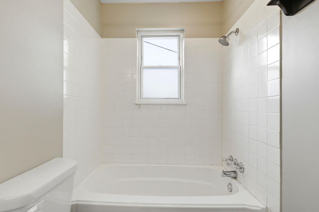 3049 Hiawatha Street, Columbus, OH 43224