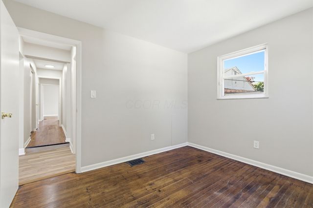 3049 Hiawatha Street, Columbus, OH 43224