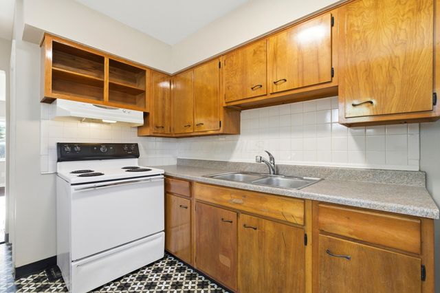 3049 Hiawatha Street, Columbus, OH 43224