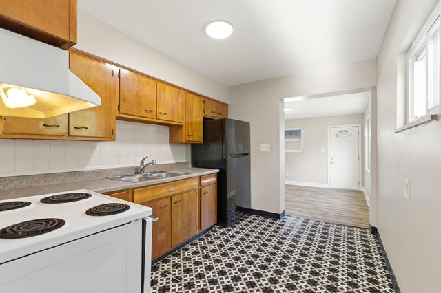 3049 Hiawatha Street, Columbus, OH 43224