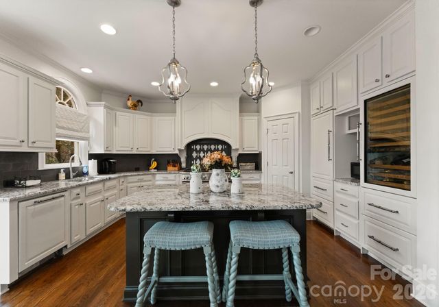 15705 Knox Hill Road, Huntersville, NC 28078