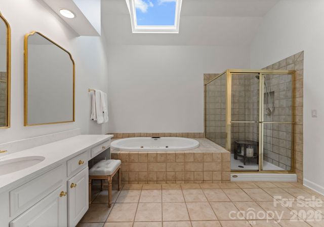 15705 Knox Hill Road, Huntersville, NC 28078