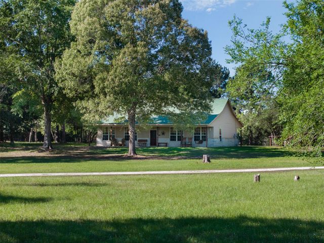 9832 Hawaii Lane, Midway, TX 75852