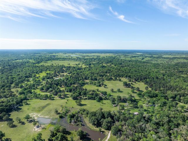 9832 Hawaii Lane, Midway, TX 75852