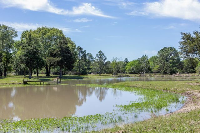 9832 Hawaii Lane, Midway, TX 75852