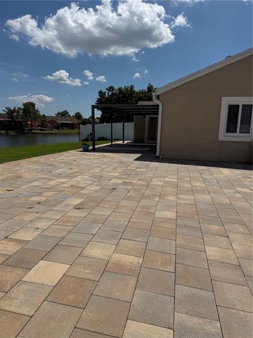 18818 Cloud Lake Cir, Boca Raton, FL 33496