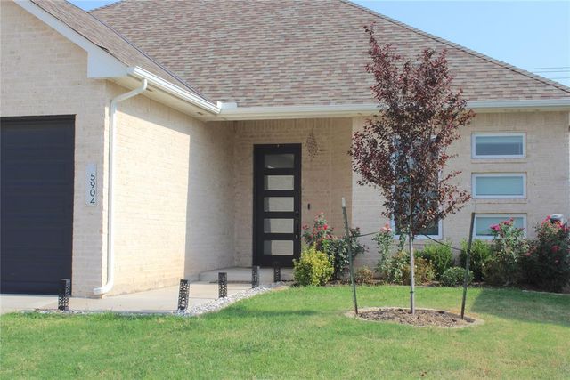 5904 NW 158th Street, Edmond, OK 73013