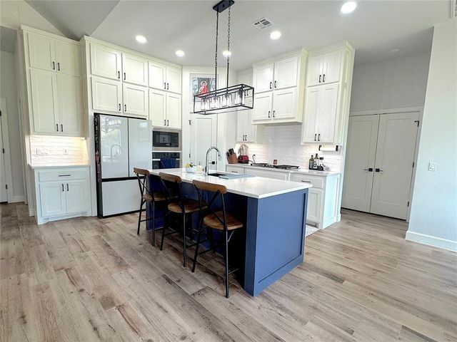 5904 NW 158th Street, Edmond, OK 73013