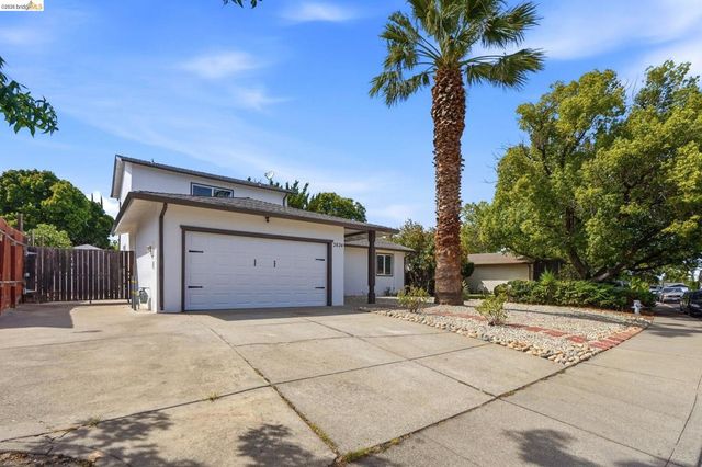 2824 Seville Cir, Antioch, CA 94509