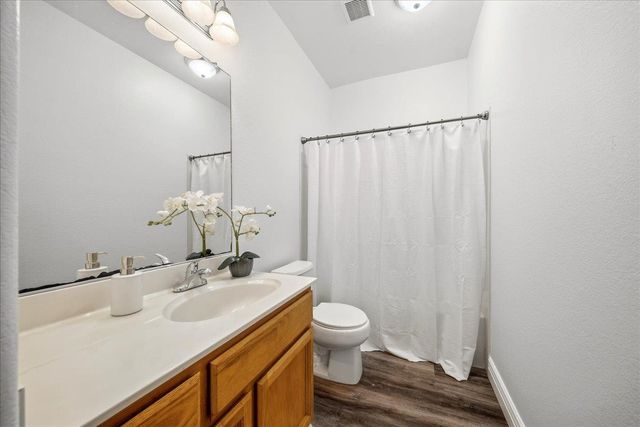 1951 Ajay, Roseville, CA 95678