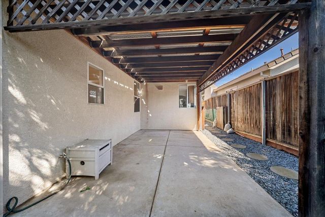 1951 Ajay, Roseville, CA 95678