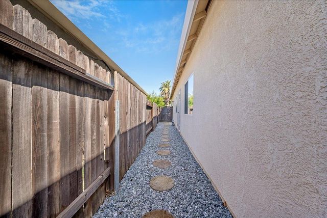 1951 Ajay, Roseville, CA 95678