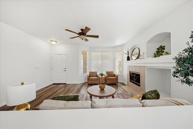 1951 Ajay, Roseville, CA 95678