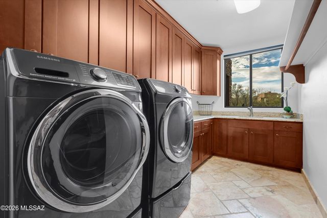 1185 W Weathered Stone Place, Oro Valley, AZ 85755