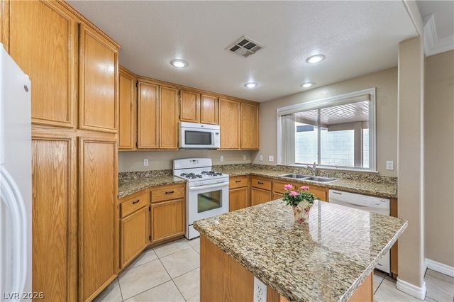 2508 Hollow Oak Avenue, North Las Vegas, NV 89031