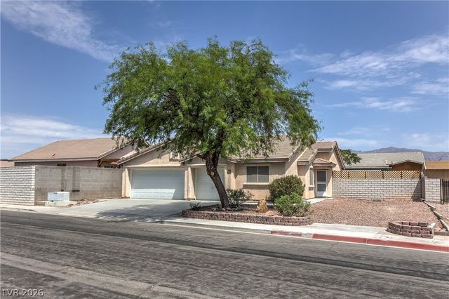2508 Hollow Oak Avenue, North Las Vegas, NV 89031