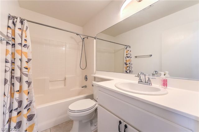 2508 Hollow Oak Avenue, North Las Vegas, NV 89031