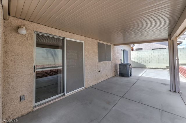2508 Hollow Oak Avenue, North Las Vegas, NV 89031